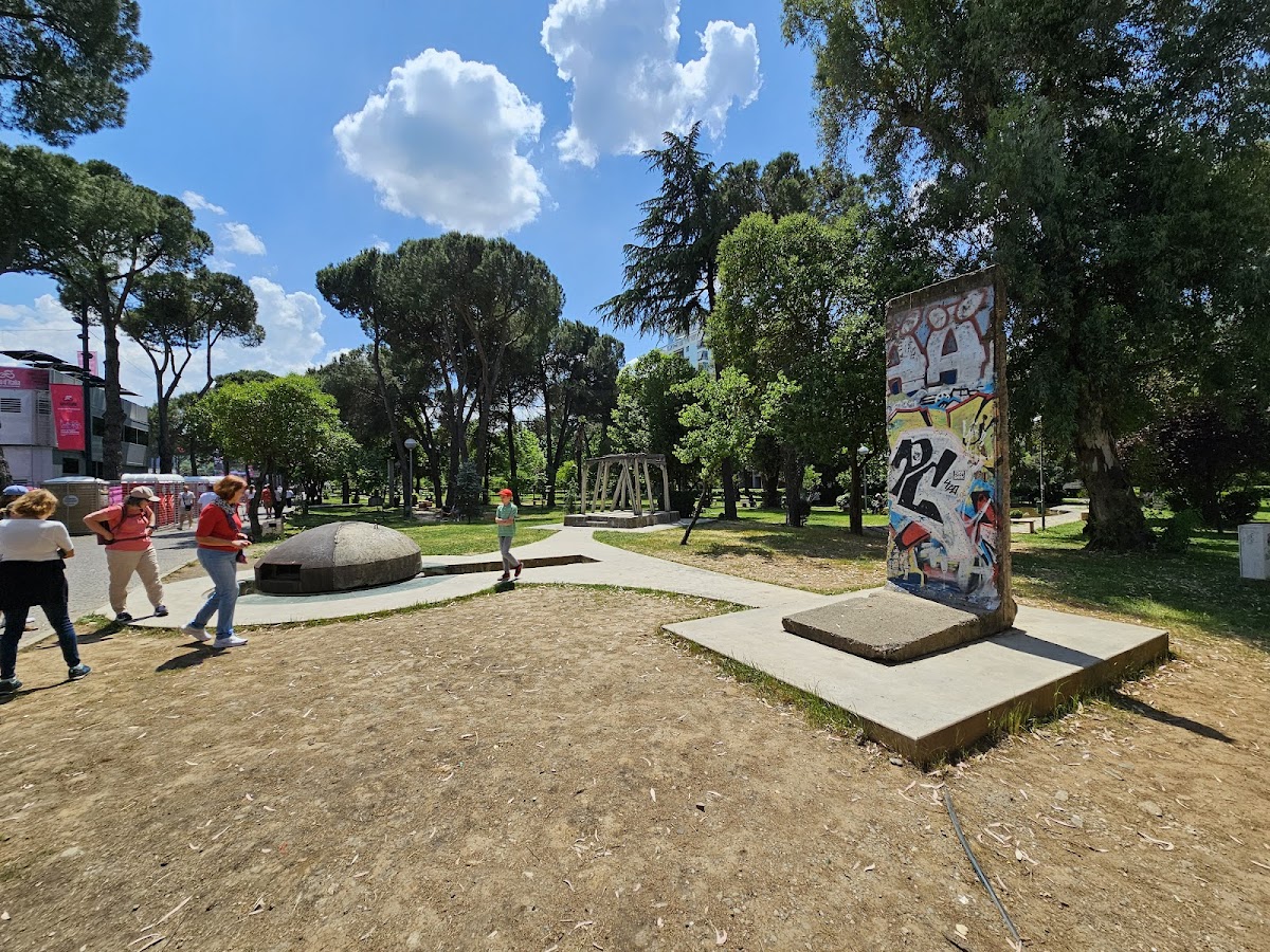 Tour Tirana photo 3