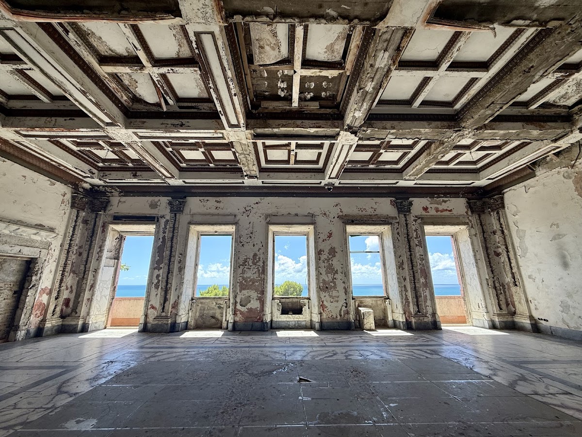 King Zog Villa photo 4