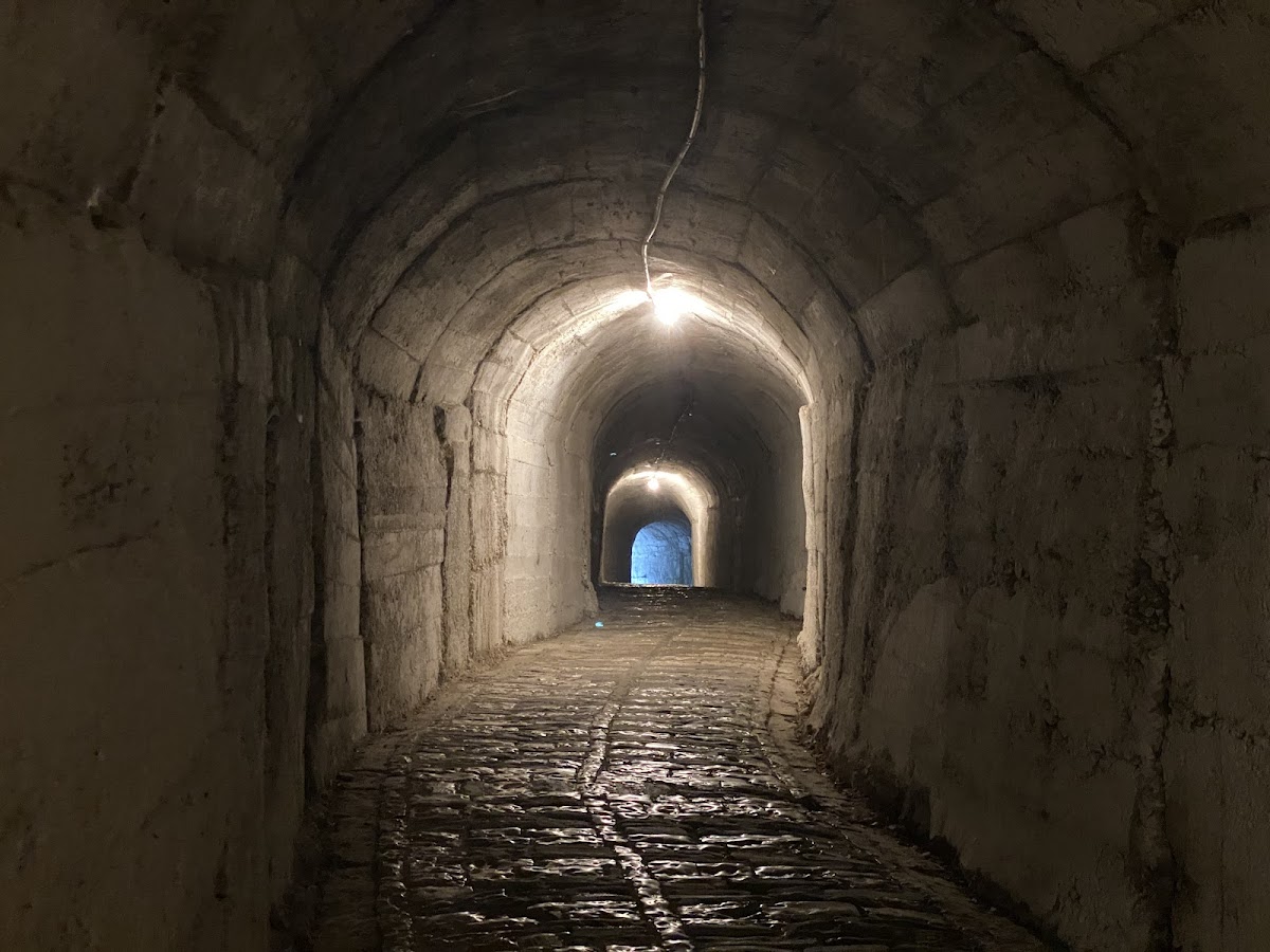 Tunel