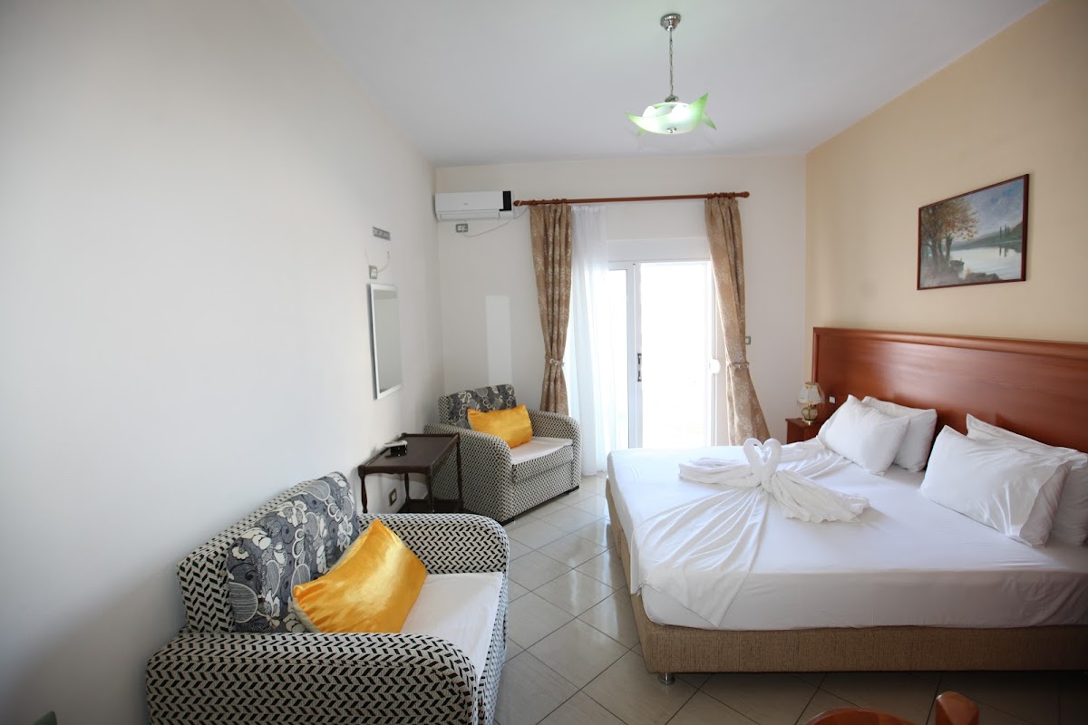 Divo Palace Hotel photo 2