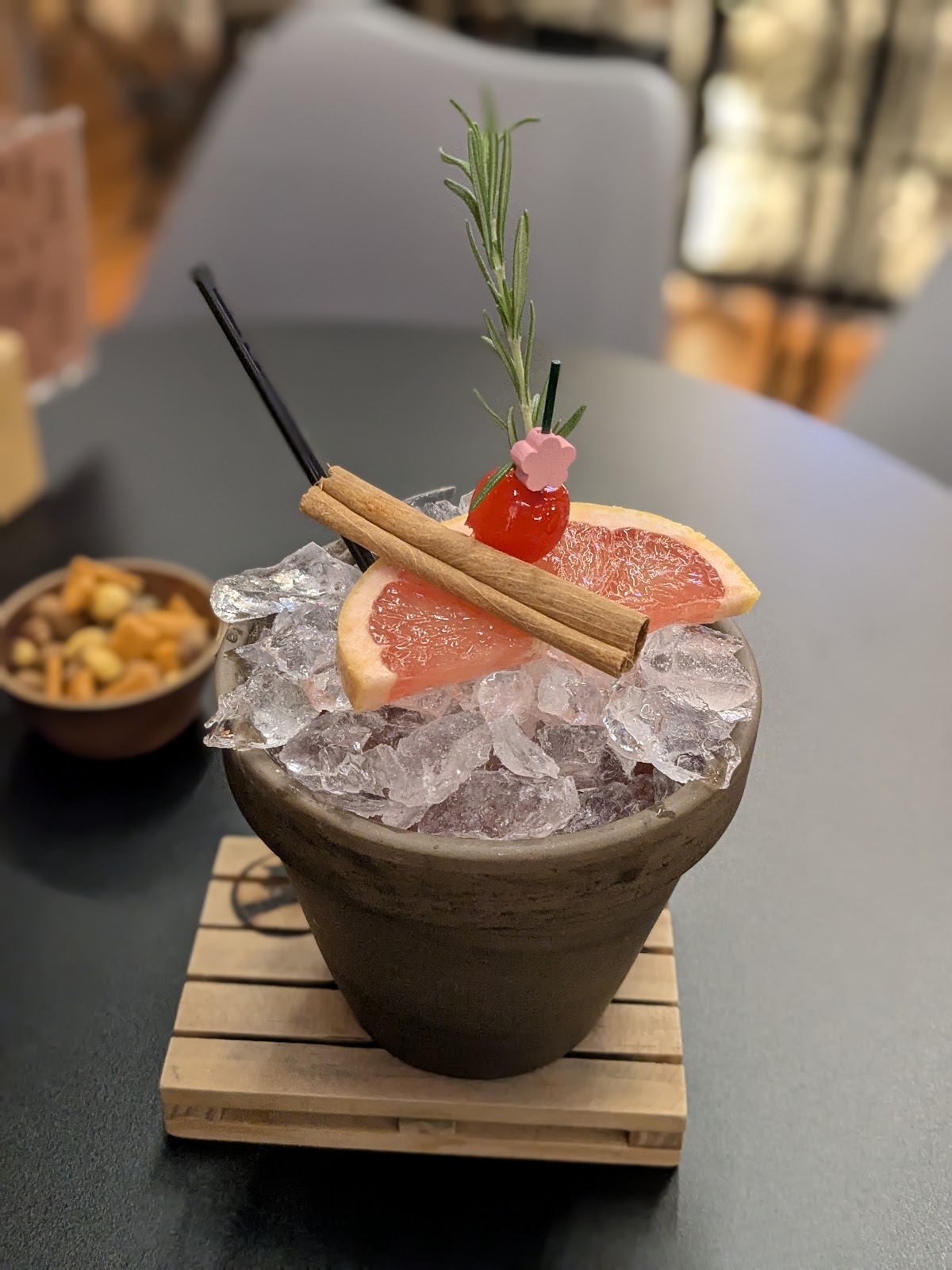 Hangover Cocktail Bar photo 4