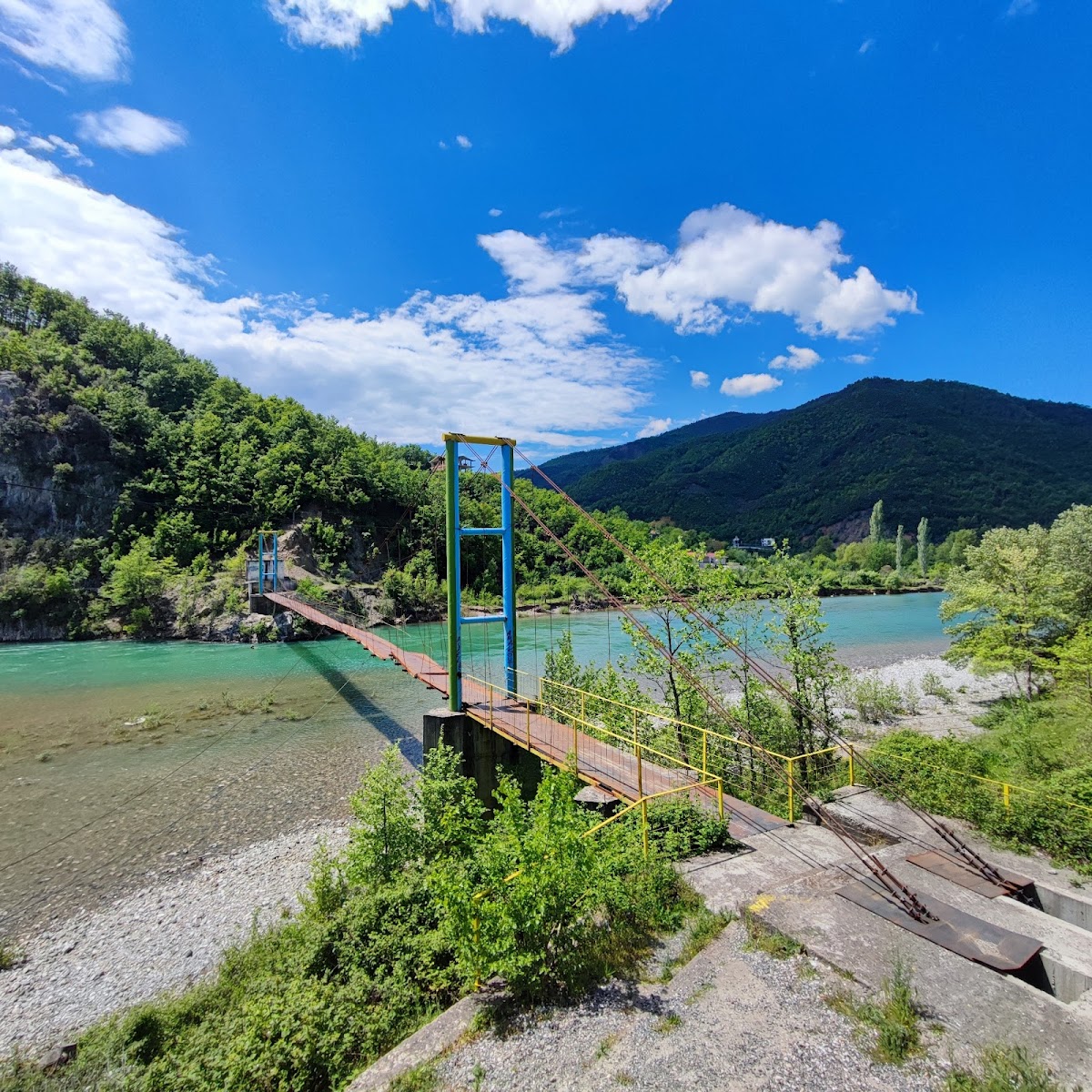 Serina Wood Bridge photo 5