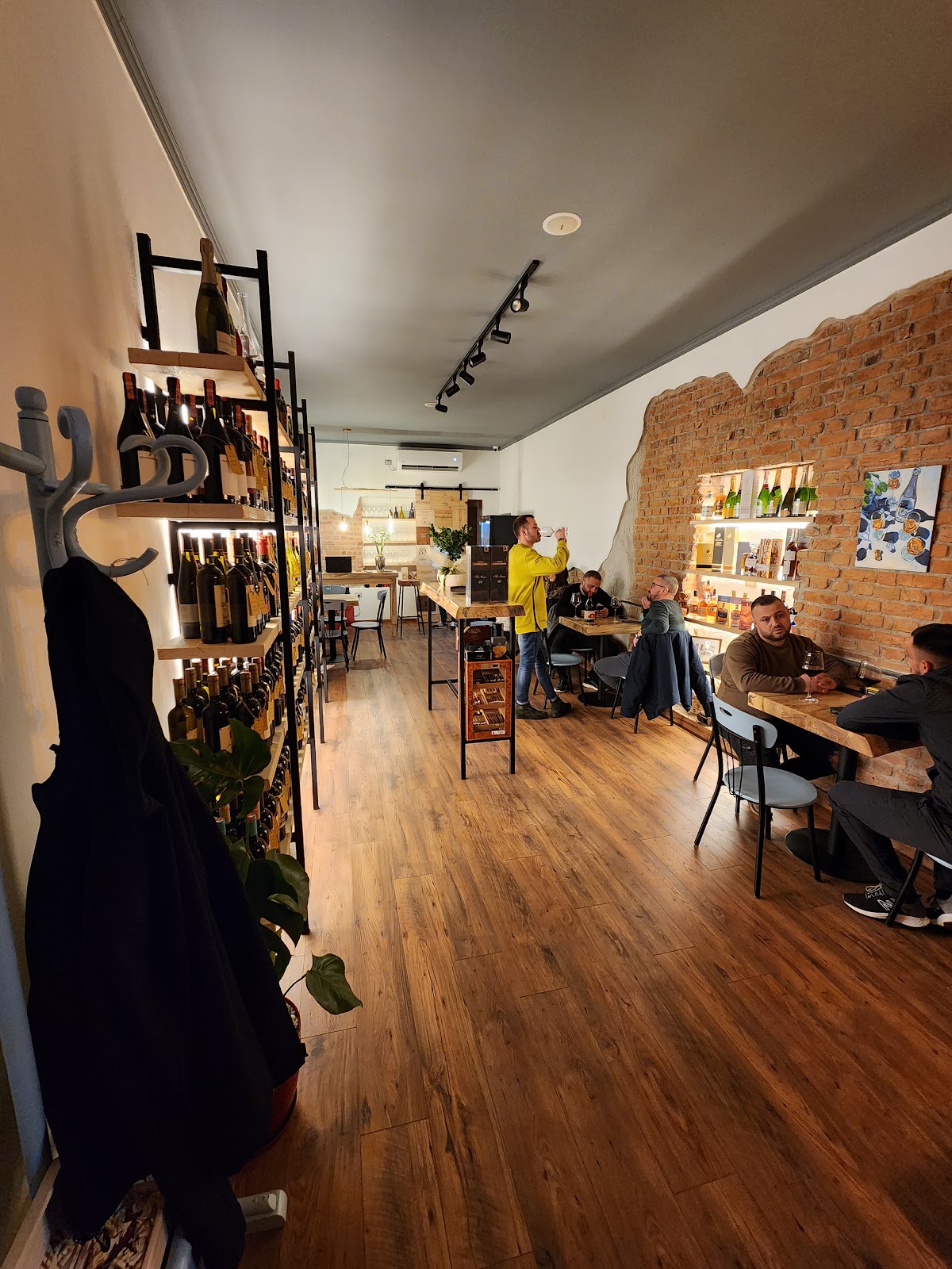 CRU Wine Bar & Shop photo 3