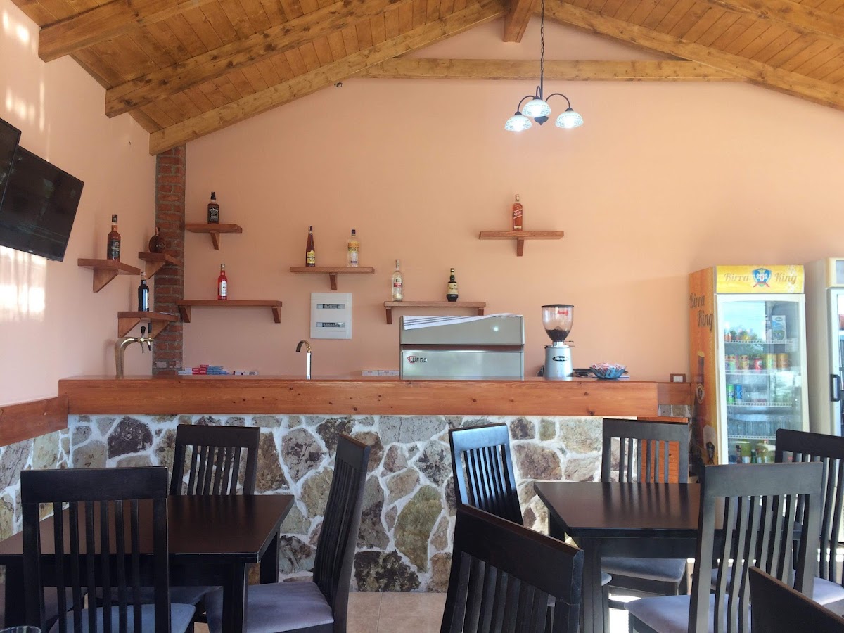 Bar Kafe Lavazh Turi