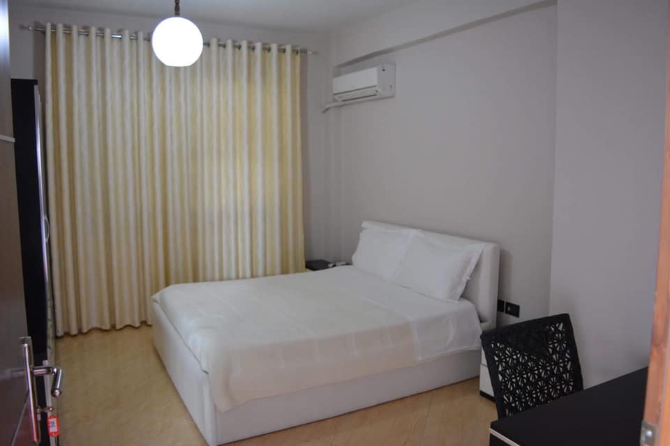 Hotel Tomorri photo 4
