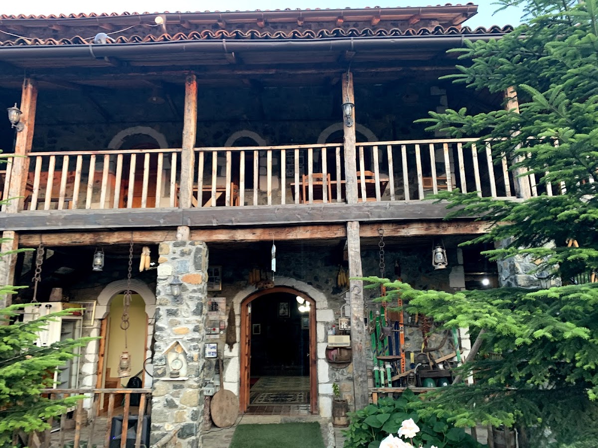 Përparim Laçi Guesthouse photo 4