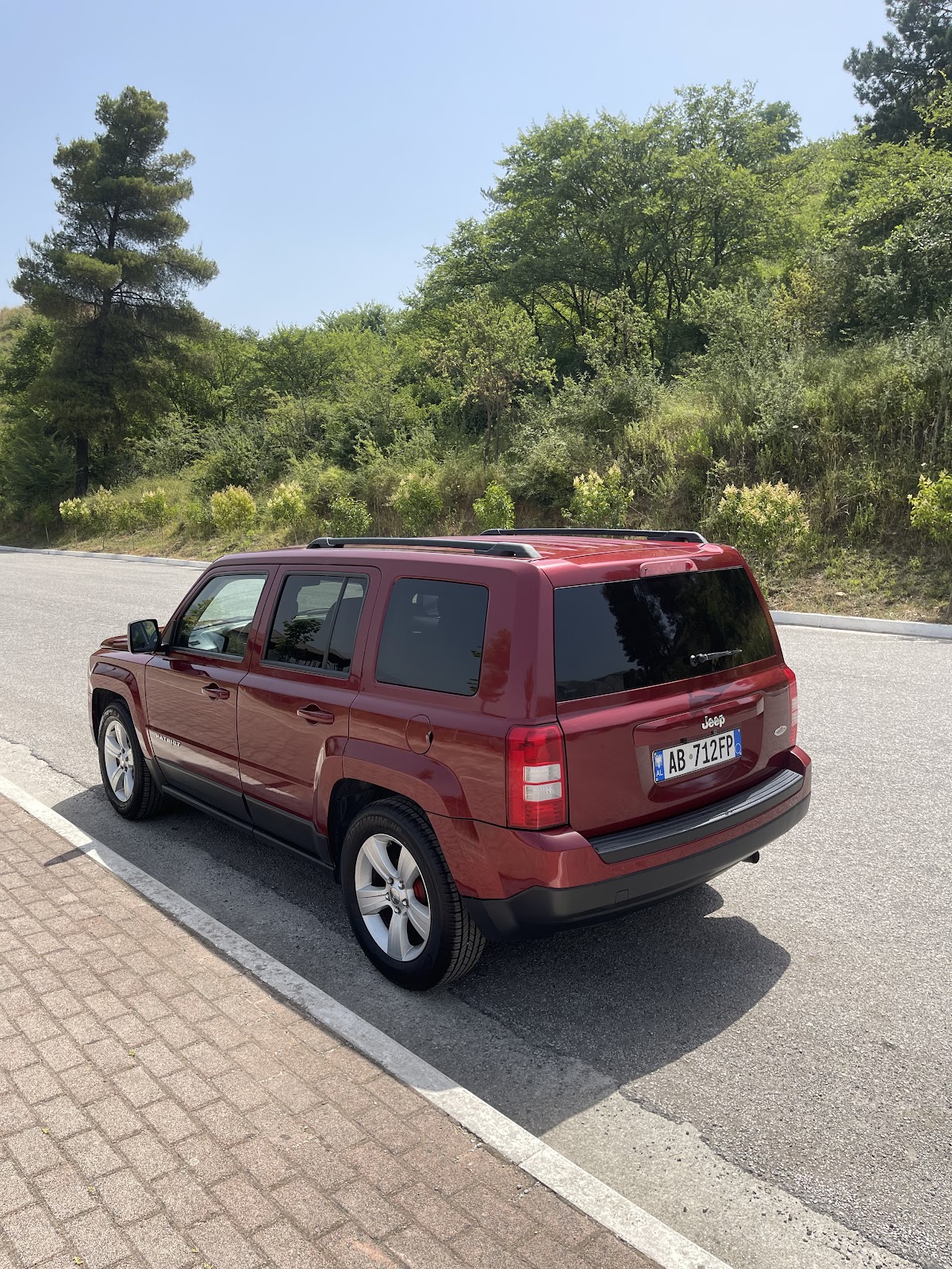 Rent cars Nebiaj photo 3