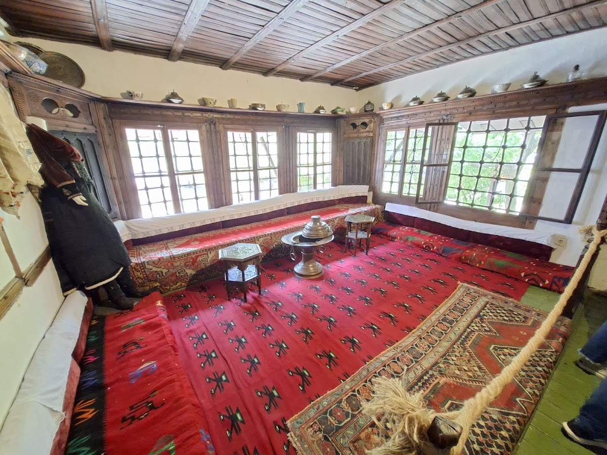 Ethnographic Museum - Muzeu Etnologjik — Atraksione në Prishtinë — photo 4