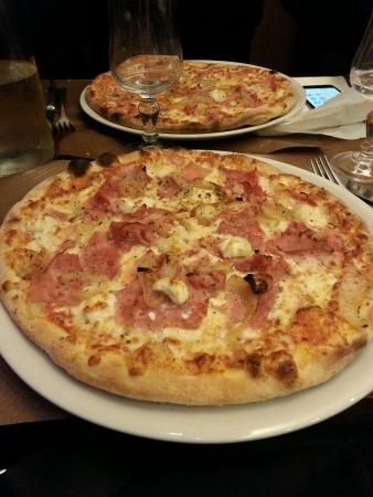 Pizzeria Jamaica photo 2