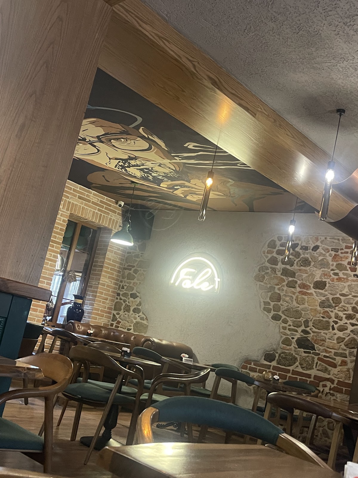 Fole Resto Lounge Bar & Rooms photo 4