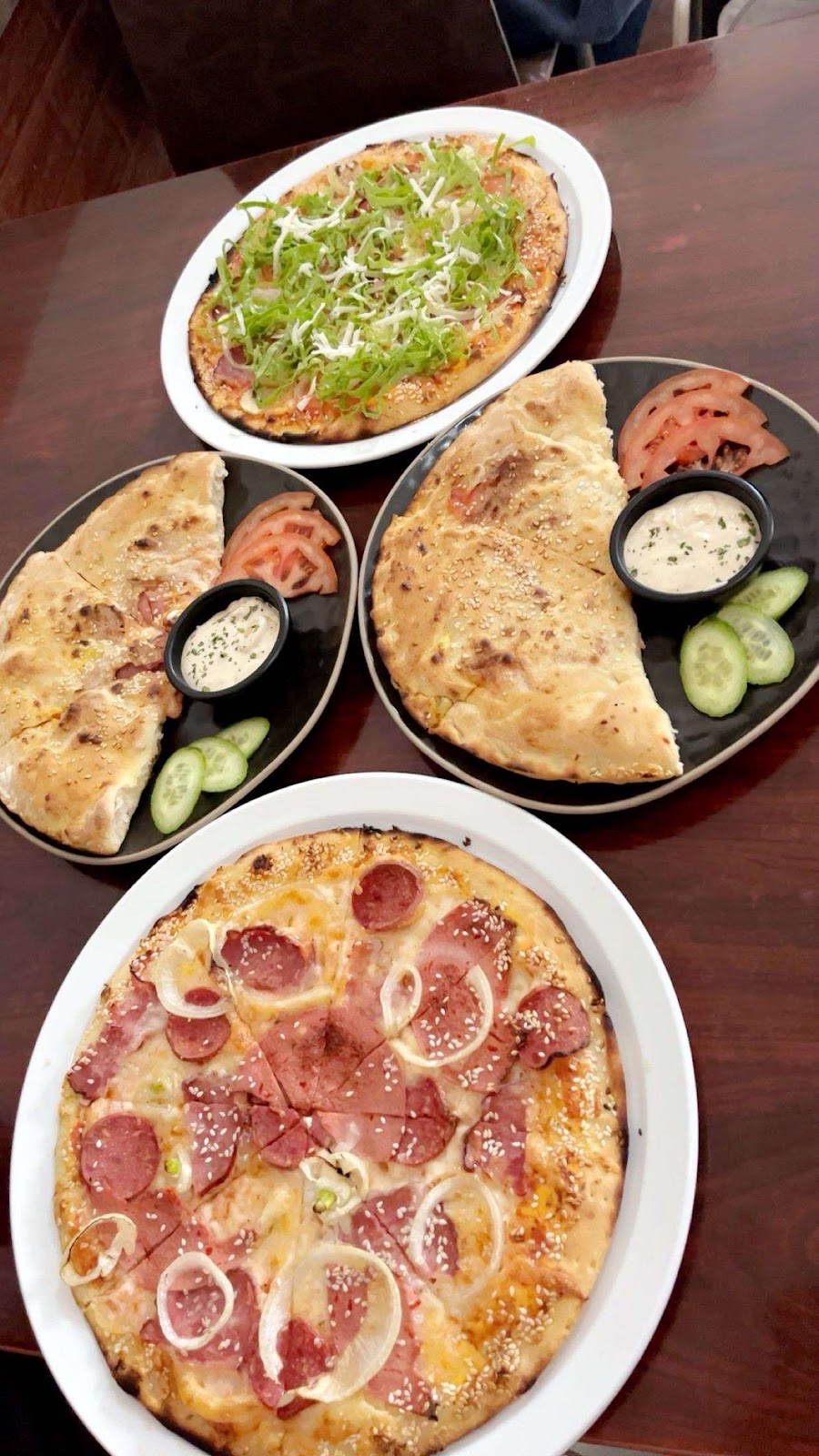 Pizzeria Qebaptore Gjelltore "Omeri"