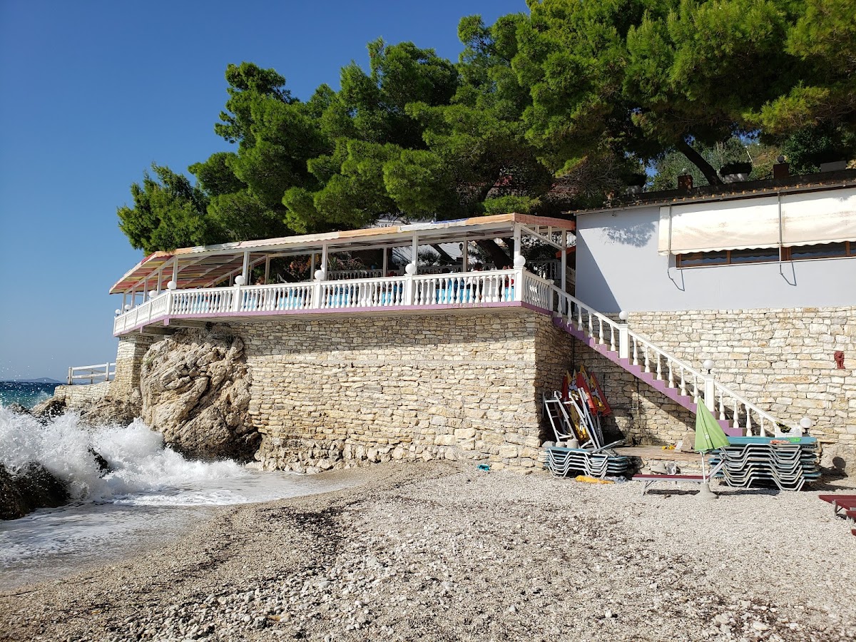 Hotel Zhironi