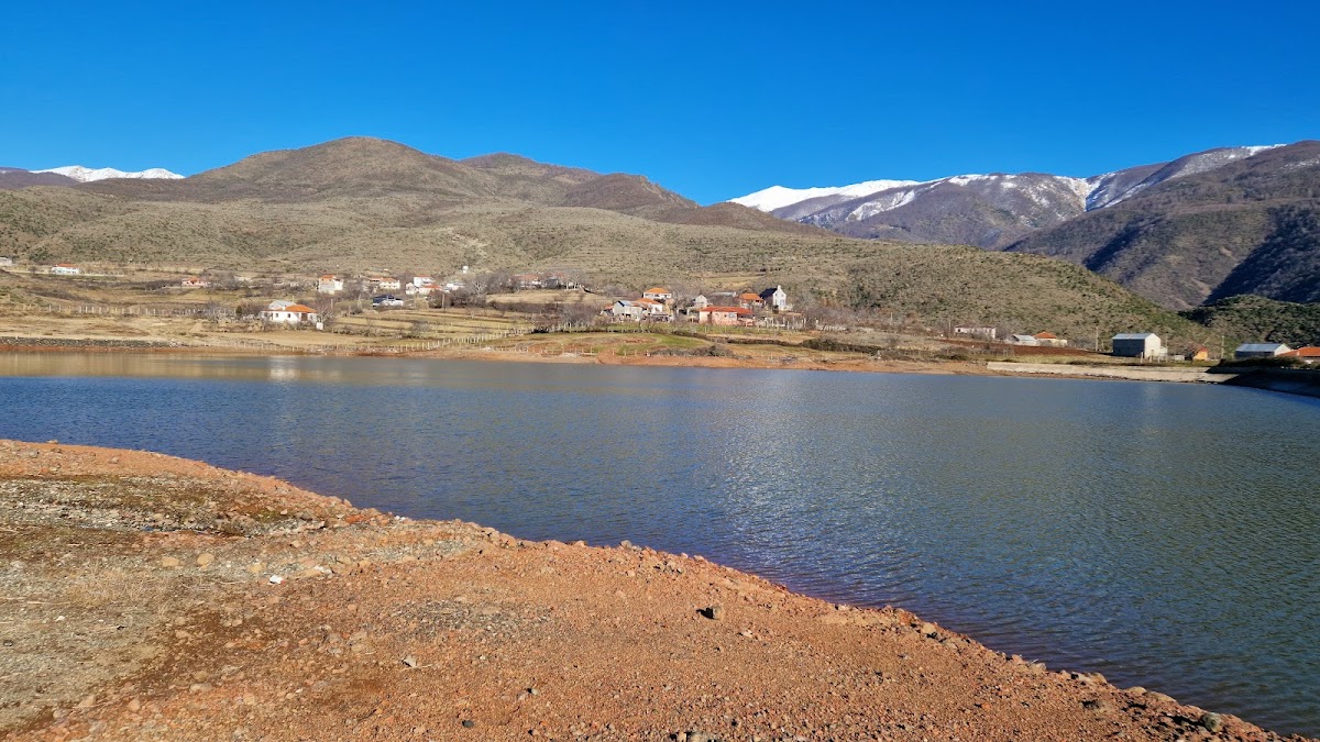 Hotolisht Lake photo 4
