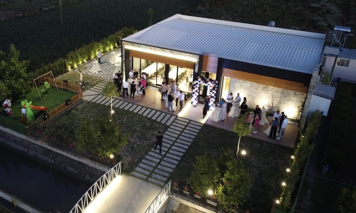 Rrahu Restorant photo 4