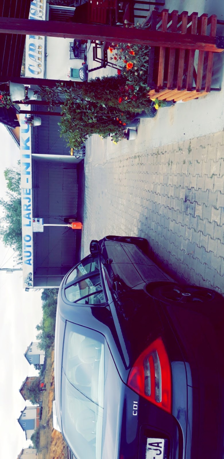 Auto Larje Caffe Bar NIKU — Kafene në Drenas — photo 4