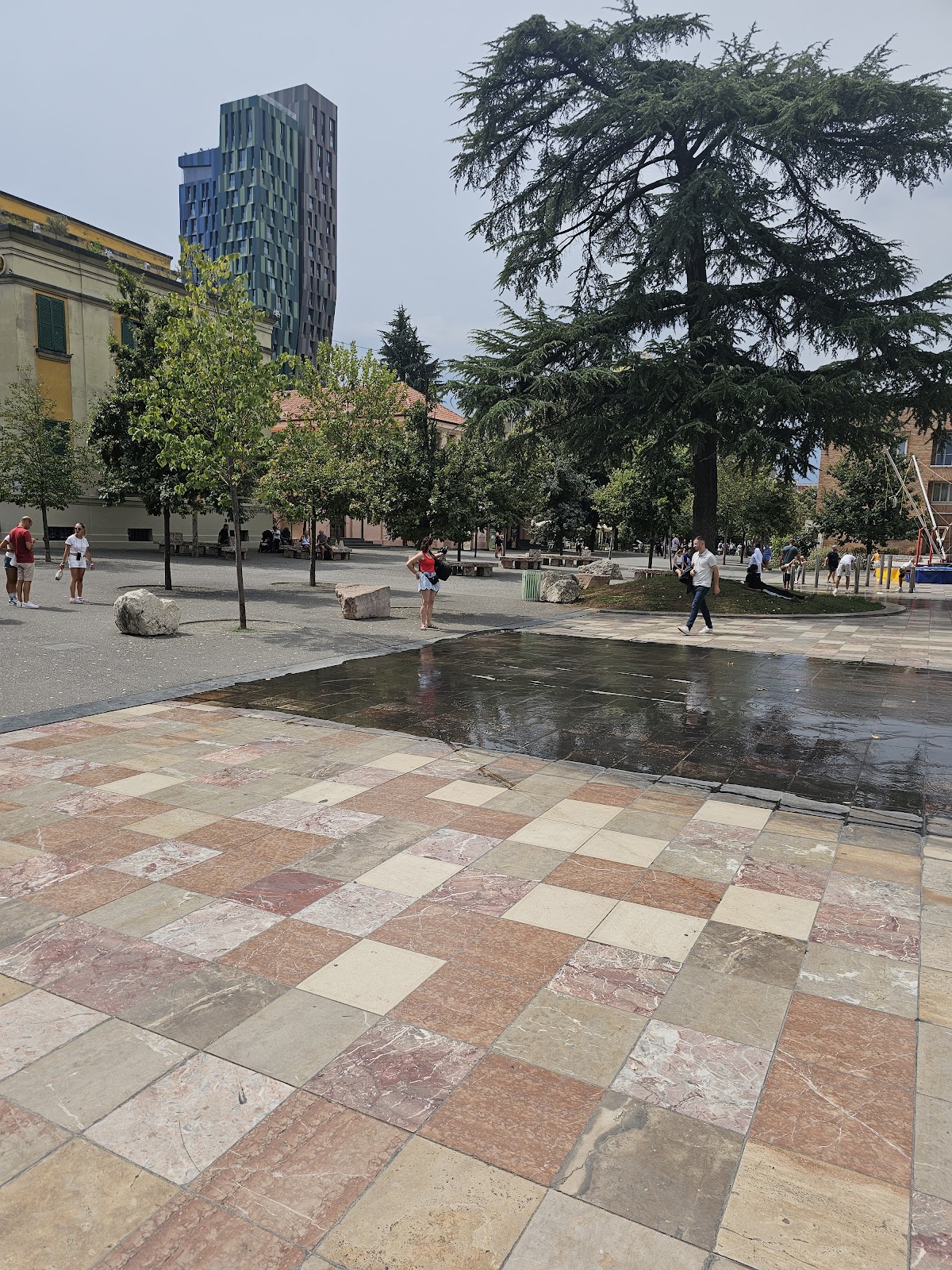 Tirana center Saviol photo 3
