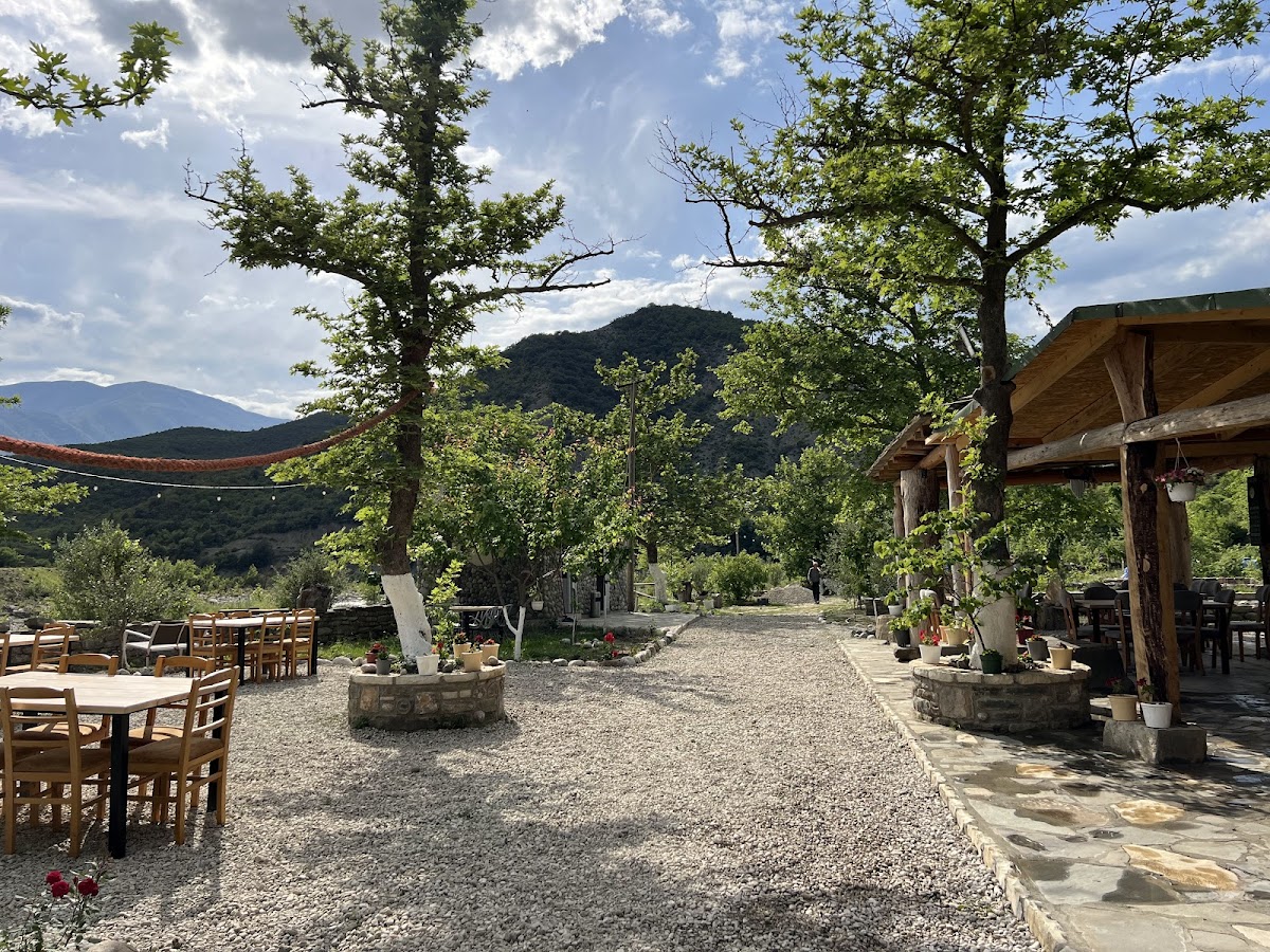 Camping Rafting Restaurant “Mulliri i Bënjës“ photo 3