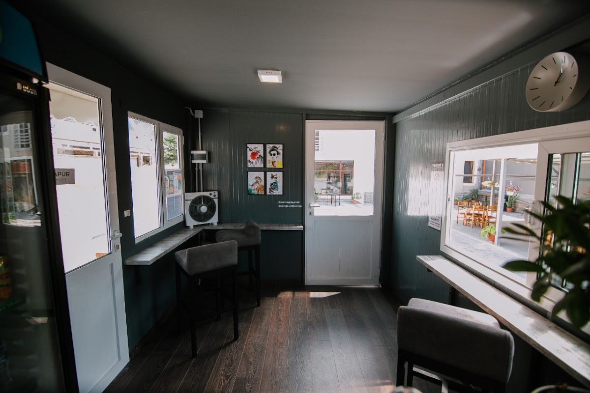 Vangjo`s Coffee Shop photo 2