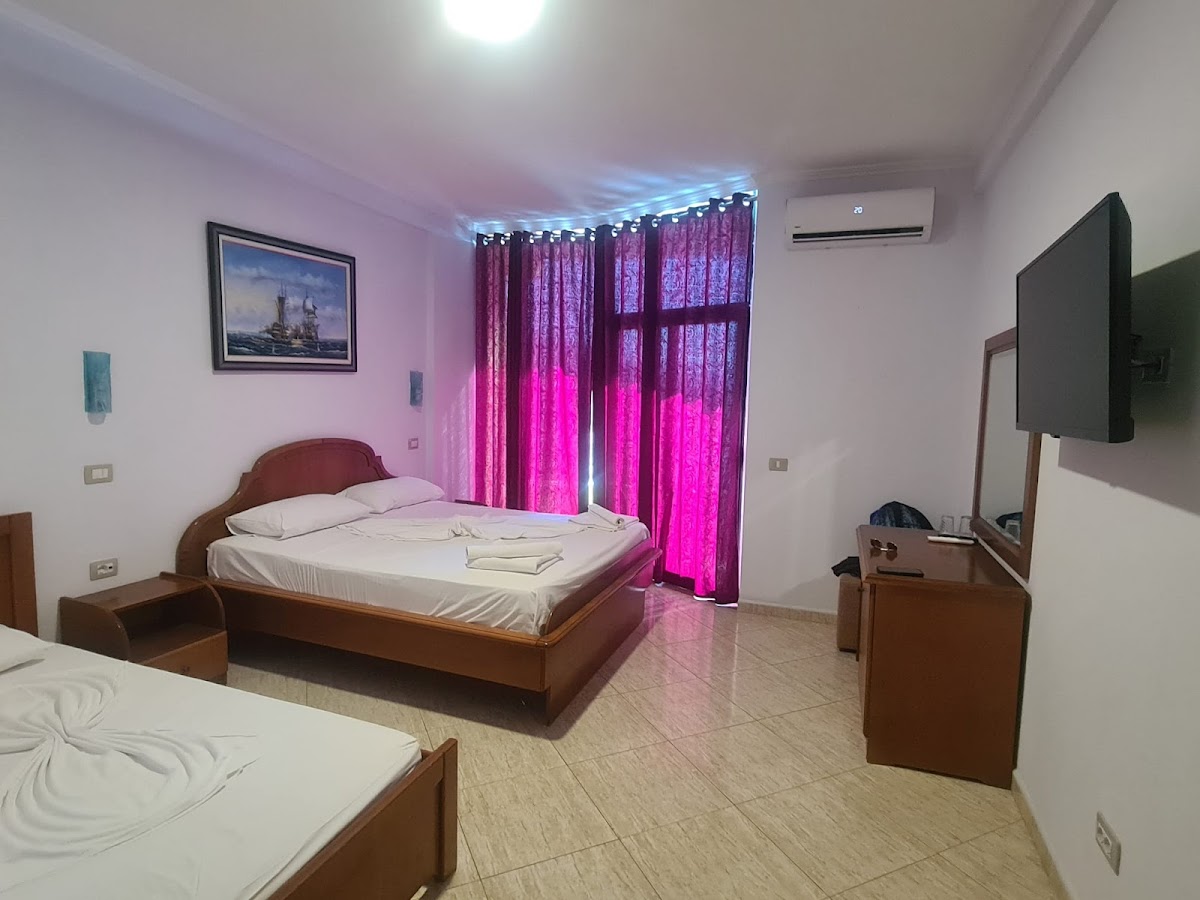 Hotel Bahamas photo 2