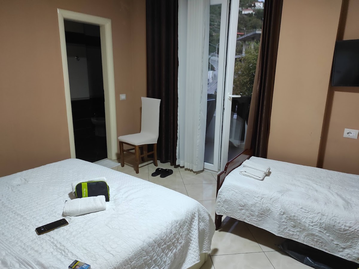 Hotel-Restorant "Te Sadiku" photo 2