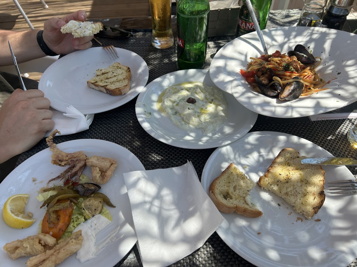 La Playa House Grill photo 4