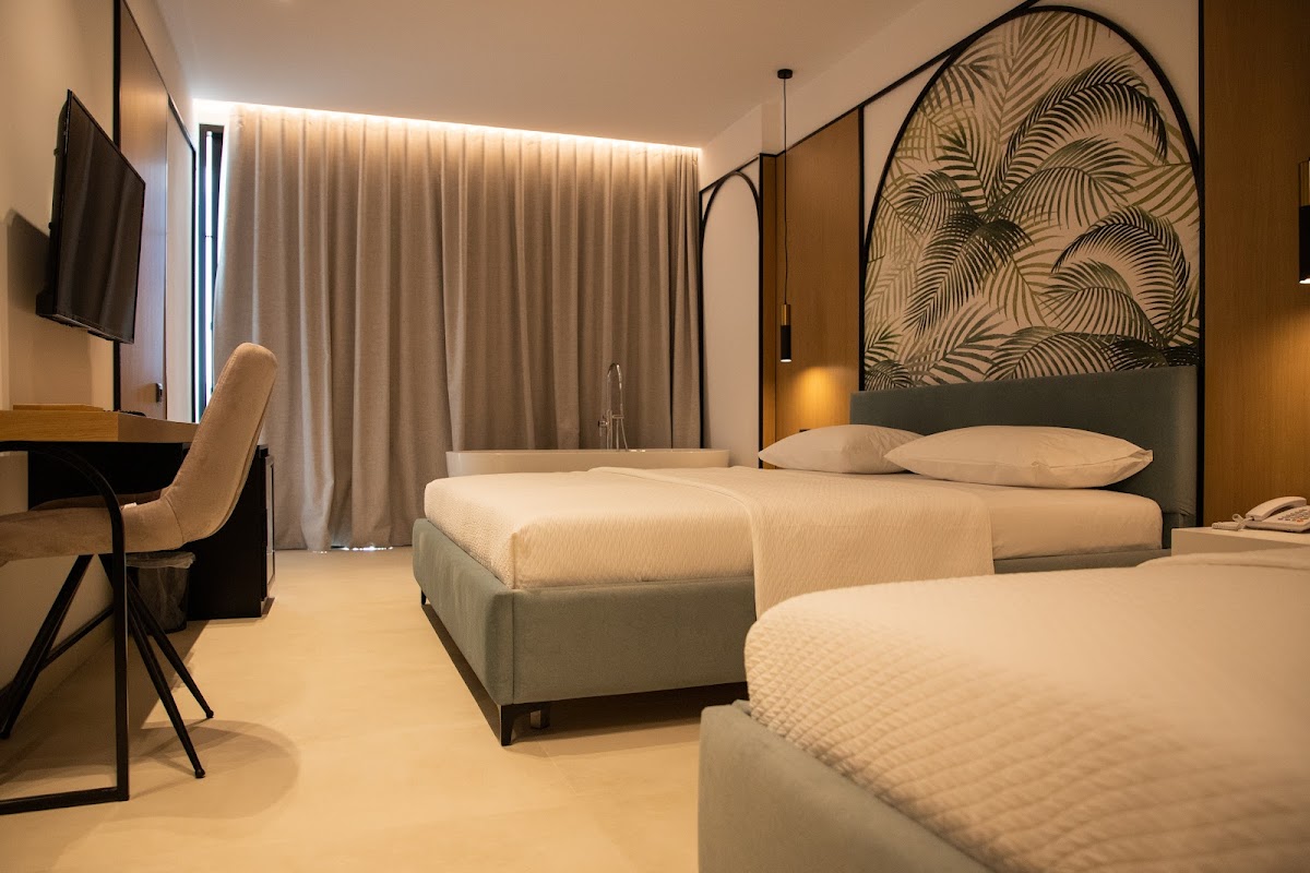 Colosseum Hotel photo 2