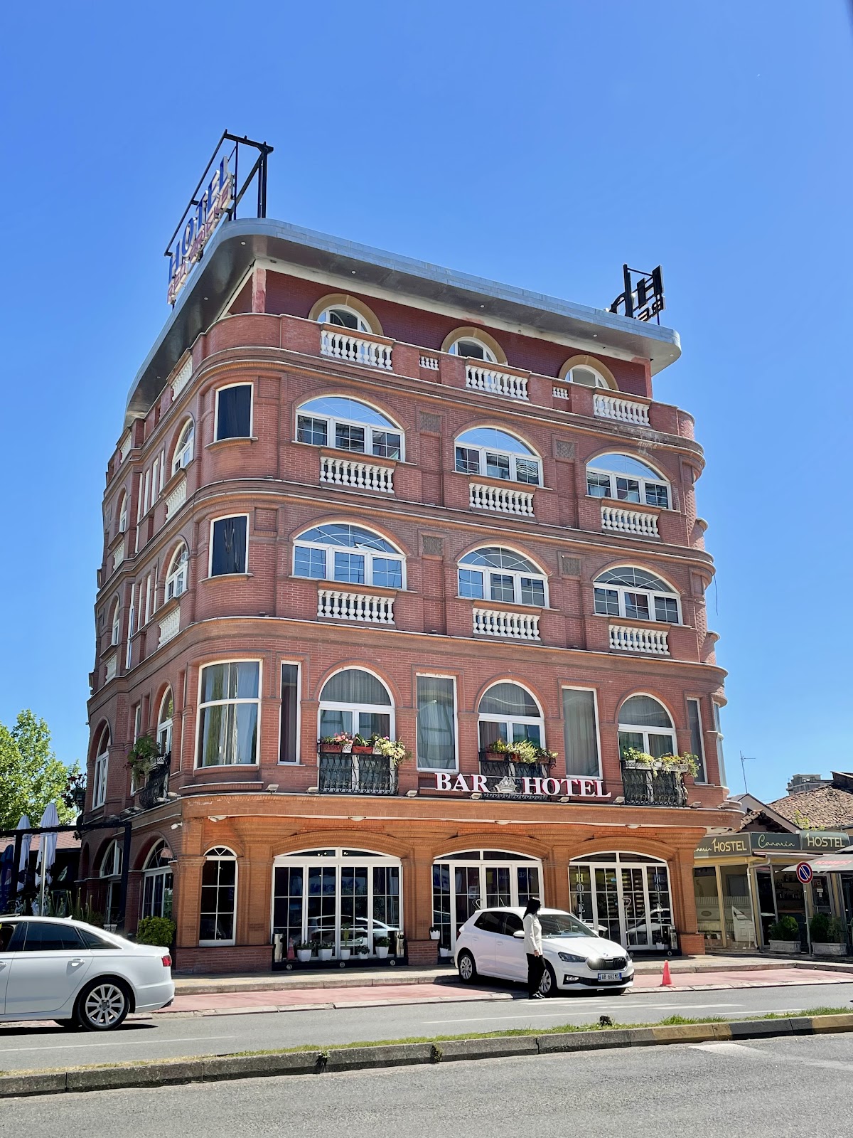 The Red Bricks Hotel photo 4